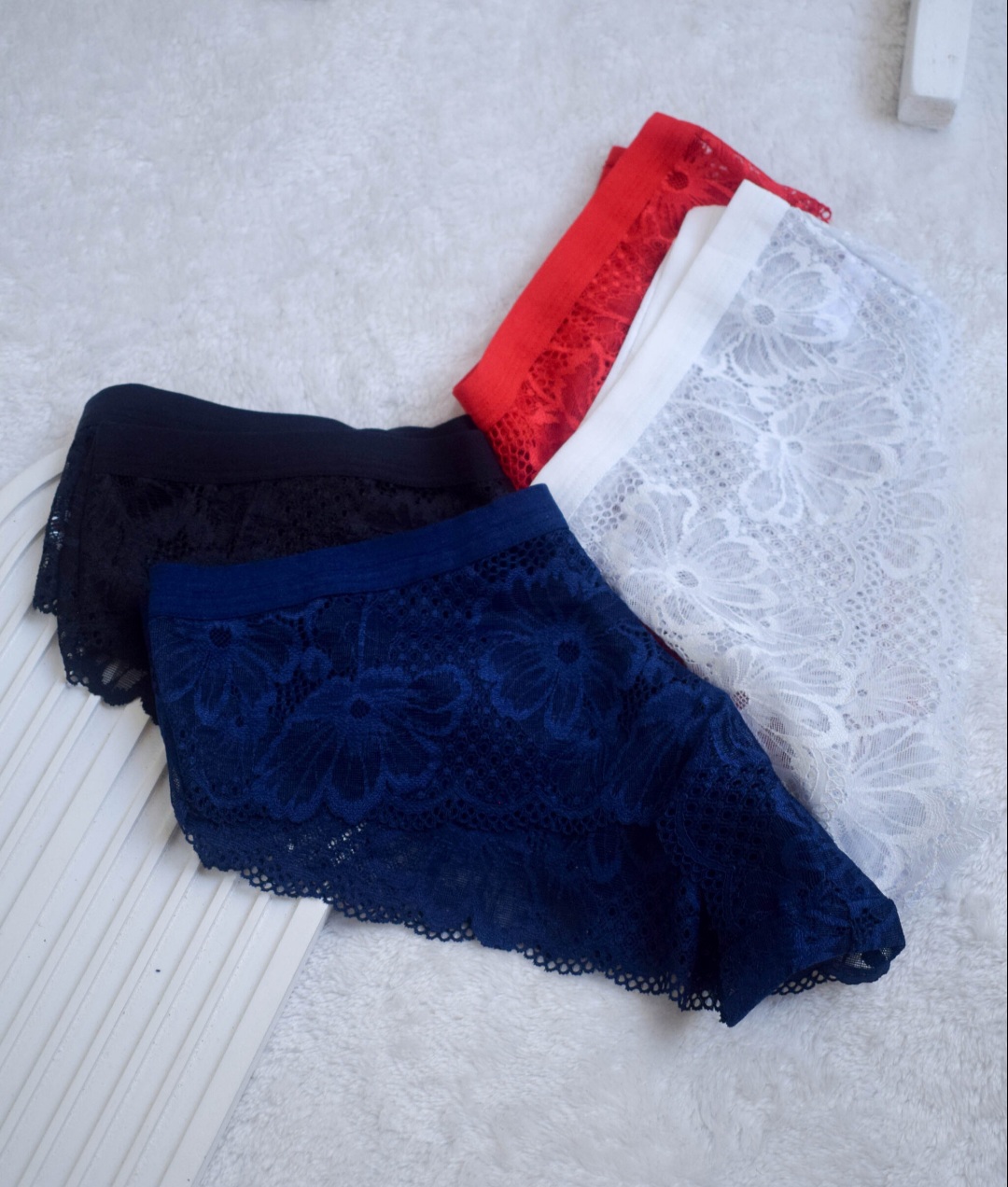 صورتی.سبز.قرمز.مشکی.